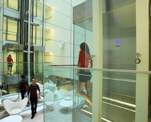 فندق The Mirror Barcelona... راحة وفخامة وتميز