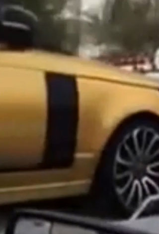 بالفيديو: سيّارات نادرية المطلية بالذهب في السعودية