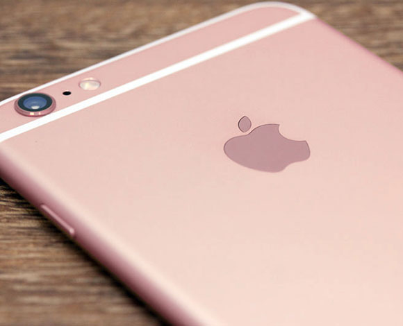 بعد التجربة ... تعرف على السبب الرئيسي لثقل أجهزة ايفون 6S وايفون 6S بلاس