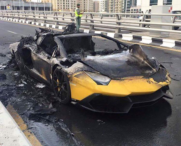 ما لم تعرفه عن حريق سيارة اللامبورجيني الشهيرة ... فيديو سيفاجئك