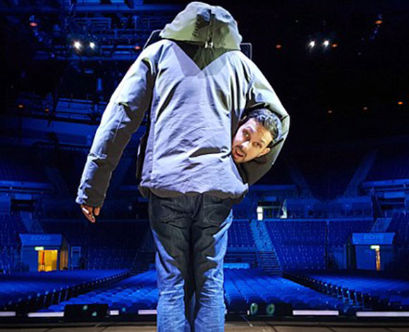 الساحر الشهير دينامو يكشف عن بعض أسرار خدعه البصرية