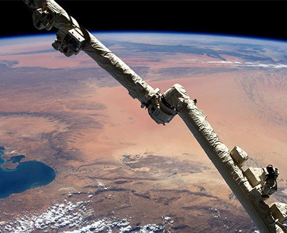 Tim Peake يأخذكم في جولة ساحرة على عالمنا، من الفضاء!