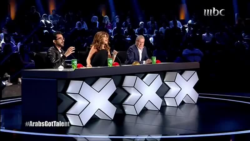 اضغط لمشاهدة الفيديو: حفيدة أم كلثوم تفاجئ مسرح آرب جوت تالنت وتحصل على الباز الذهبي