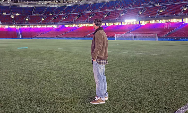 ميسي يعود إلى ملعب كامب نو