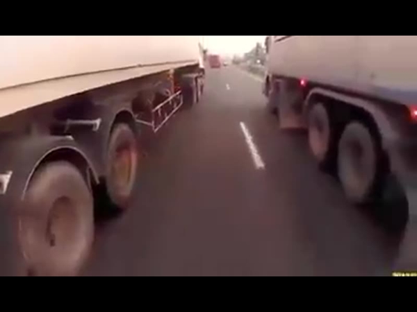 شاهد هذا الفيديو كي ترى كيف كتب له عمر جديد