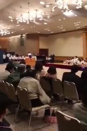 هكذا يدعم اليابانيون بعضهم .. شاهد الفيديو