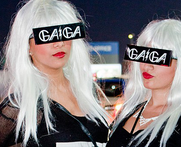 "Lady Gaga" تفتتح جولتها العالمية من دبي  