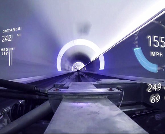 شركة Hyperloop One تختبر مركبة ركاب خاصة بها