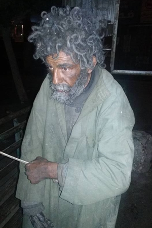 اكتشف كيف عاد هذا الرجل إلى أسرته بعد أن تاه عنهم لمدة خمس سنوات