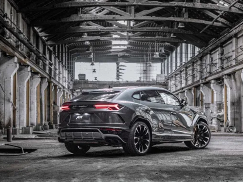 بالصور..لامبورجيني تطرح أسرع سيارة دفع رباعي على الإطلاق