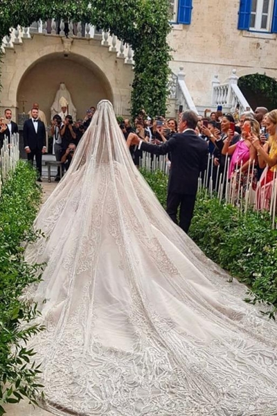 صور مذهلة من حفل زفاف ابن إيلي صعب..والعروس تتألق بفستاني زفاف