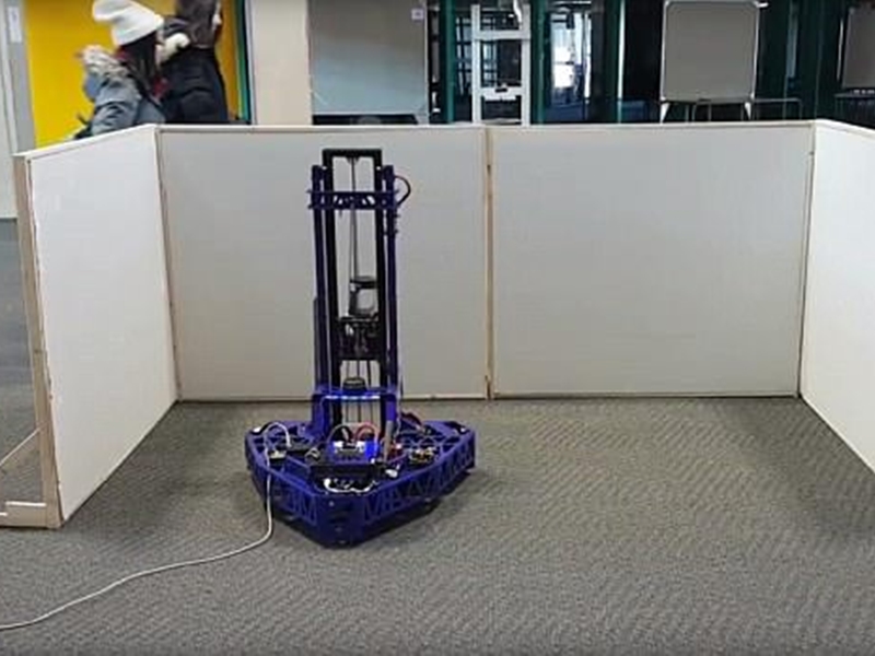 تعرف إلى مافريك... الآلي الذي يطلي جدرانك بدقة في كل مرة