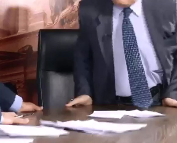 تحطيم استوديو خلال مشاجرة بين ضيفين على الهواء