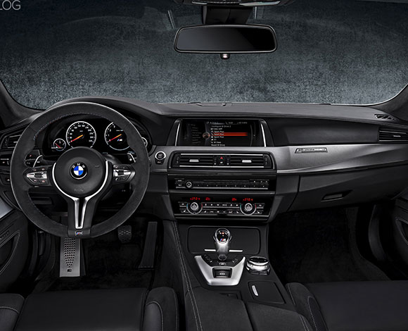 نسخة الـ30 عاماً من BMW M5 رياضيّة بقوّة 600 حصان