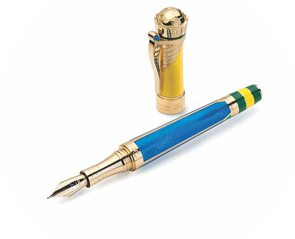 "Montegrappa" تطلق قلم الكتابة الفاخر الخاص بالنجم البرازيلي بيليه