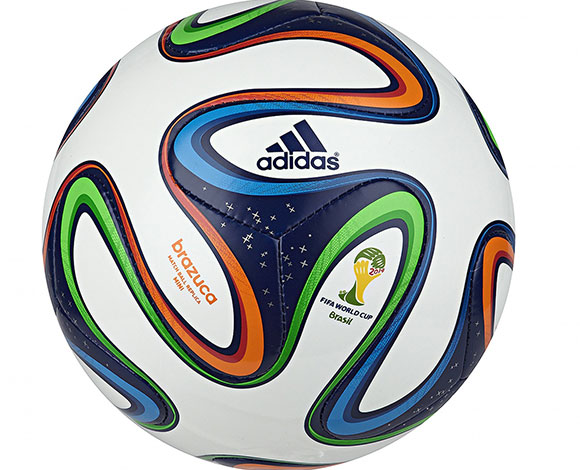 من سيربح كأس العالم أديداس أم نايكي 