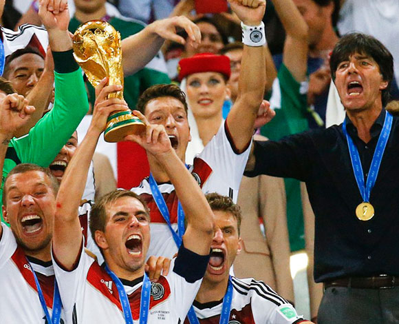 الألمان لم يحطموا الأرقام القياسية في كأس العالم فحسب بل حطموا الكأس أيضاً!