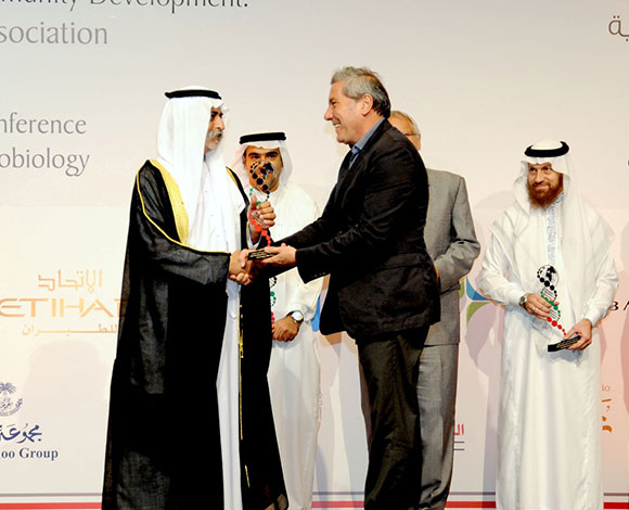 الأميرة الجوهرة آل ابراهيم "شخصية العام 2014" تقديراً لعطاءاتها الخيرية ومساهماتها الإنسانية