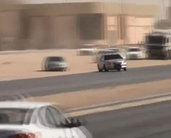 يوتيوب تفحيط: اخطر سائق في العالم