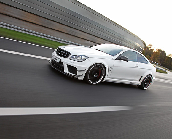 مرسيدس- AMG C 63 الجديدة: اداء و تقنيات مميزة في سيارة عصرية
