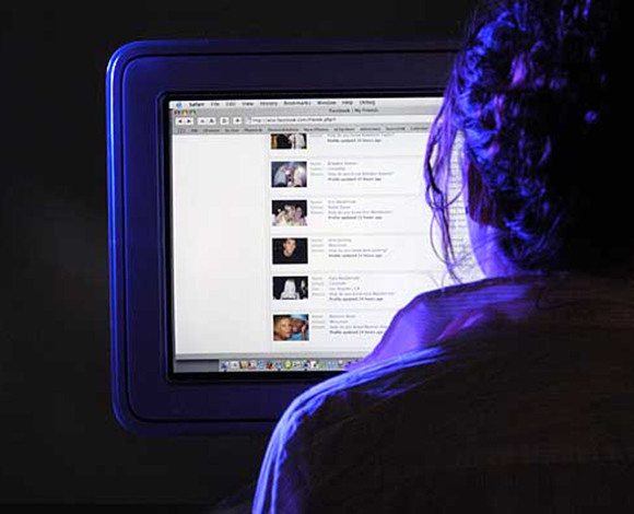 هل انتهى عصر الفيس بوك... ارقام صادمة اقرأها