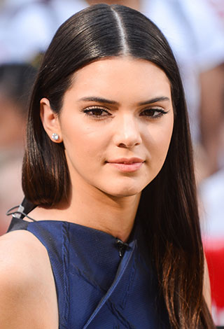 من هن  أشهر النجمات اللواتي يبحث الجمهور عن أخبارهن عبر محرك جوجل؟