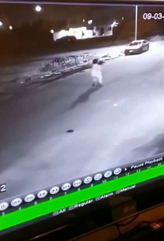 بالفيديو- اختطاف طفل سعودي أمام عدسات الكاميرا