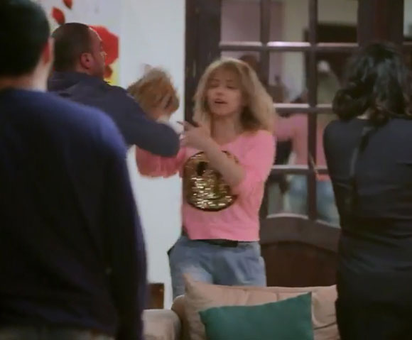 بالفيديو: عراك وشجار على الهواء