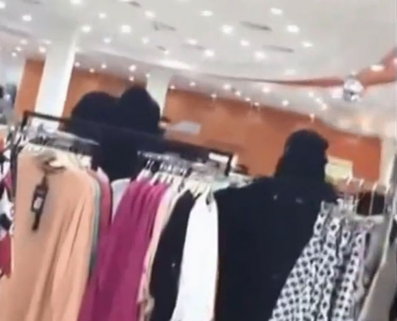 بالفيديو- شجار داخل مركز تجاري في السعودية