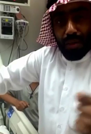 بالفيديو – بكاء سعودي بسبب زوجته