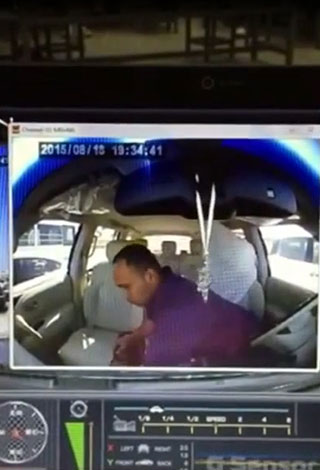 بالفيديو- سعودي عامل صيانة حاول يسرق سيارة سعودي