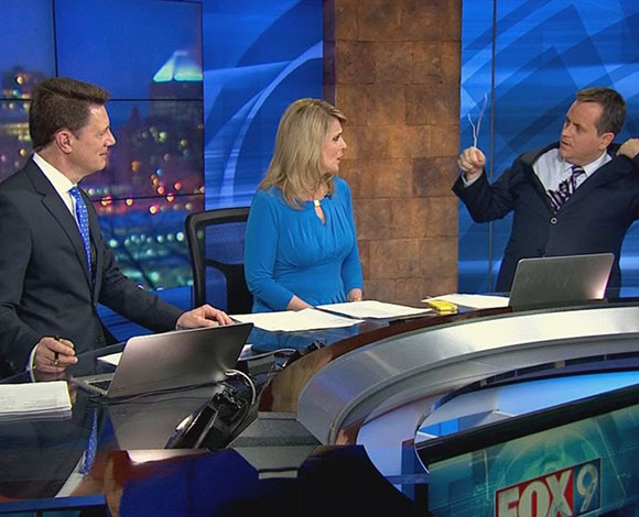 بالفيديو- موقف محرج على الهواء