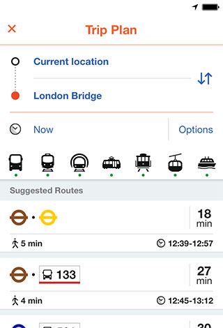 أشتون كوتشر يستثمر في تطبيق Moovit رغم عدم حاجته إلى أمواله