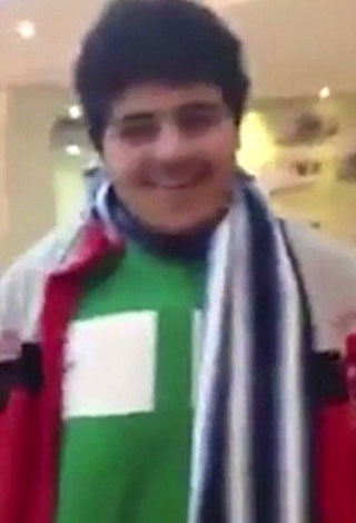 خالد الشاعري "قاهر السمنة" يسير على قدميه لأول مرة في حياته