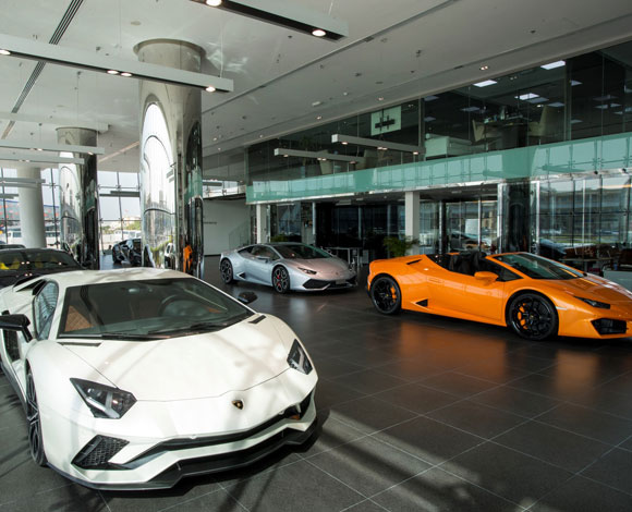 افتتاح أكبر معارض شركة Lamborghini على مستوى العالم في دبي