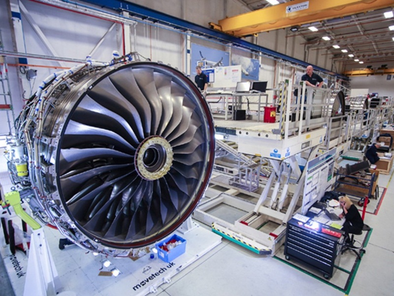 محرك "رولز رويس" الأكثر كفاءة في العالم يحلق بـ"إيرباص" في أطول رحلاتها