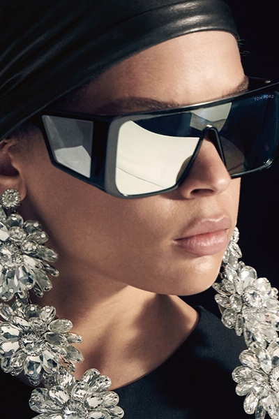 TOM FORD  تطلق مجموعة نظاراتها الجديدة لموسم ربيع وصيف 2019... مستوحات من أسلوب الخمسينيات