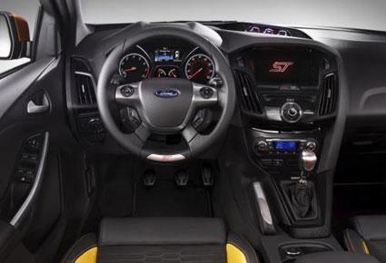 ماذا يحمل أداء فوكس ST من مفاجآت؟