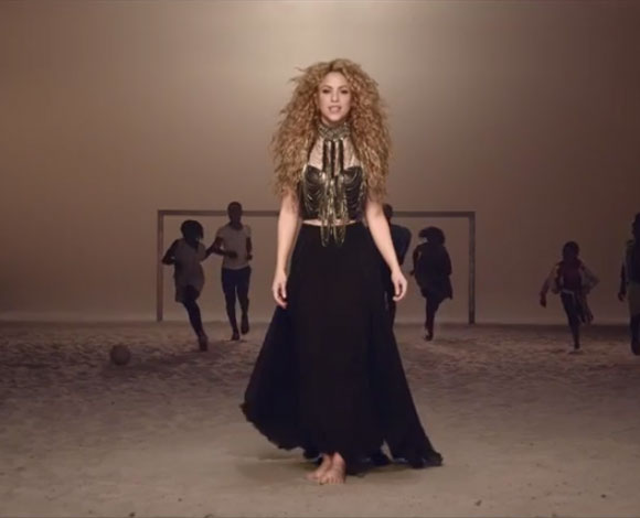 شاكيرا تحيي الحفل الختامي لكأس العالم