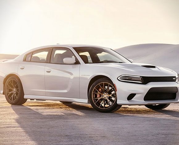"dodge charger hellcat srt 2015" تنطلق بأقصى سرعة