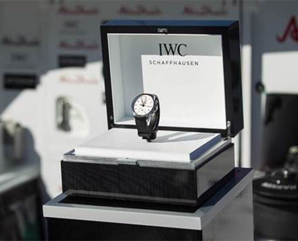 "IWC Schaffhausen" تكشف عن ساعتها الجديدة الخاصة بسباق "فولفو" للمحيطات