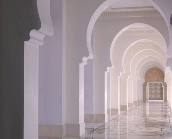 منتجع الفور سيزونز الجديد في دبي .. عنوان للفخامة والترف