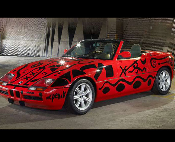 BMW تجمع سياراتها مع الفن... بالصور