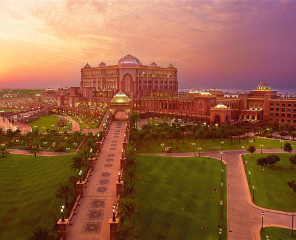 ابرز 10 اماكن قصدت في الإمارات عبر فيس بوك