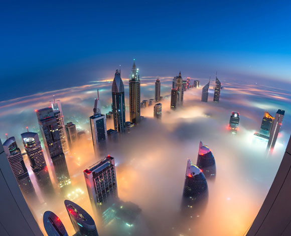 دبي... مدينة الخيال والضباب