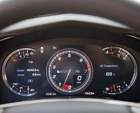 كاديلاك CTS-V 2016 قدرات حقيقية للقيادة ضمن الحلبات