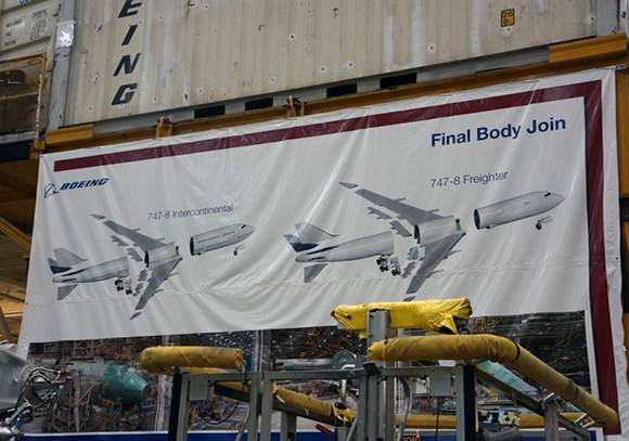 جولة في منشأة تصنيع أحدث طائرة Boeing 747