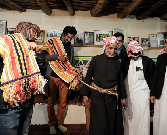 كاديلاك وبالتعاون مع "حسين الدغريري" يكتشفان مناطق جديدة في السعودية