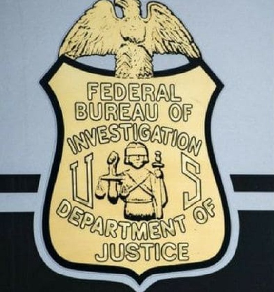بالفيديو: عميل في الـFBI أطلق النار بالخطأ أثناء الرقص!