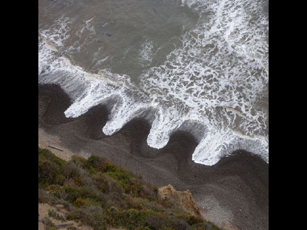 فيديو..ظاهرة غريبة تحدث في مدينة روسية